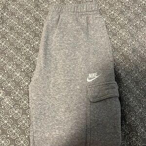 Nike Cargo Joggers